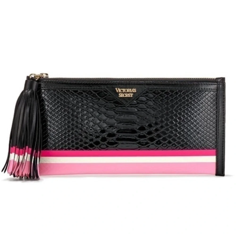 ⭐️⭐️Victoria's Secret Zippered Croc Snakeskin Clutch - Picture 1 of 10